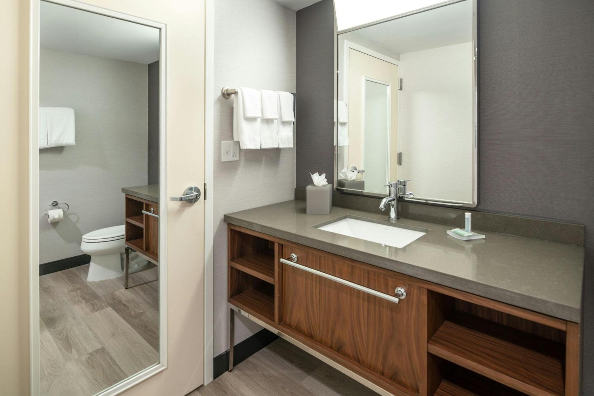 Hotel Courtyard By Marriott Providence Lincoln Exterior foto